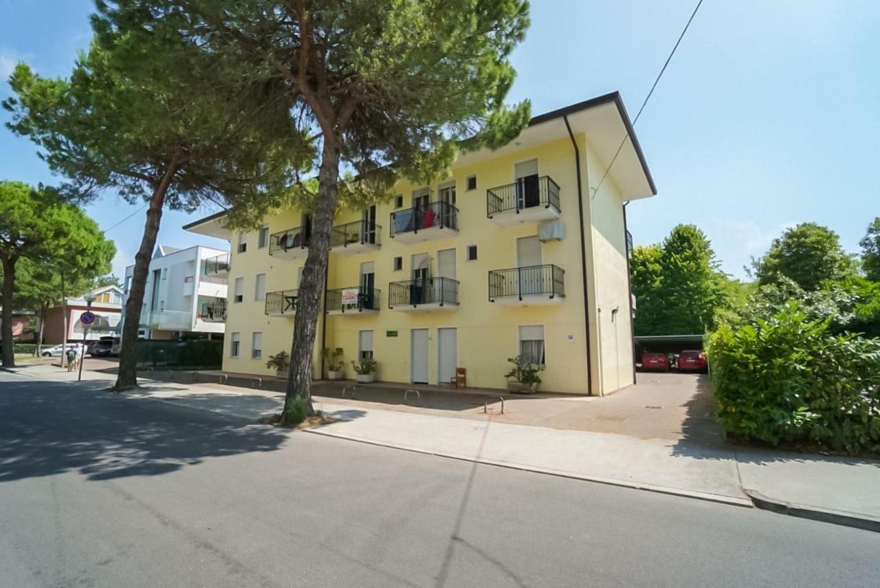 Condominio Brionetta Bibione Eksteriør bilde